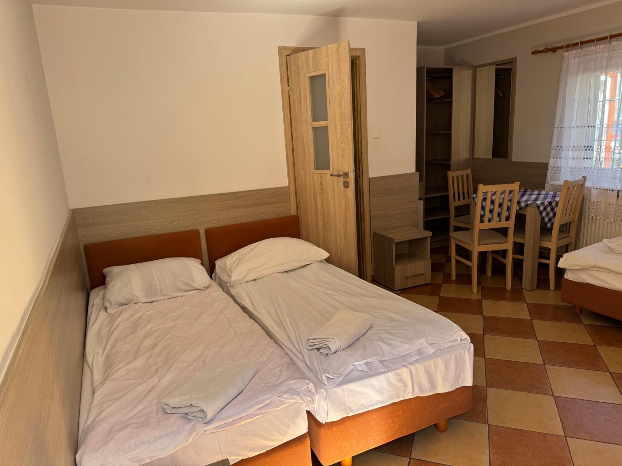 Pokoje Goscinne Przemyk Rewa Extérieur photo